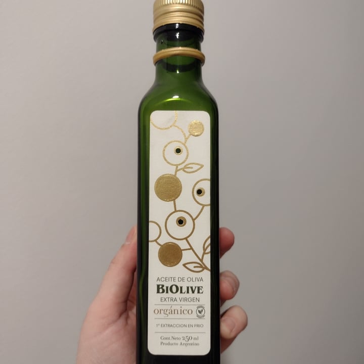 photo of Biolive Aceite de oliva virgen extra shared by @alejandraglck on  01 Sep 2022 - review