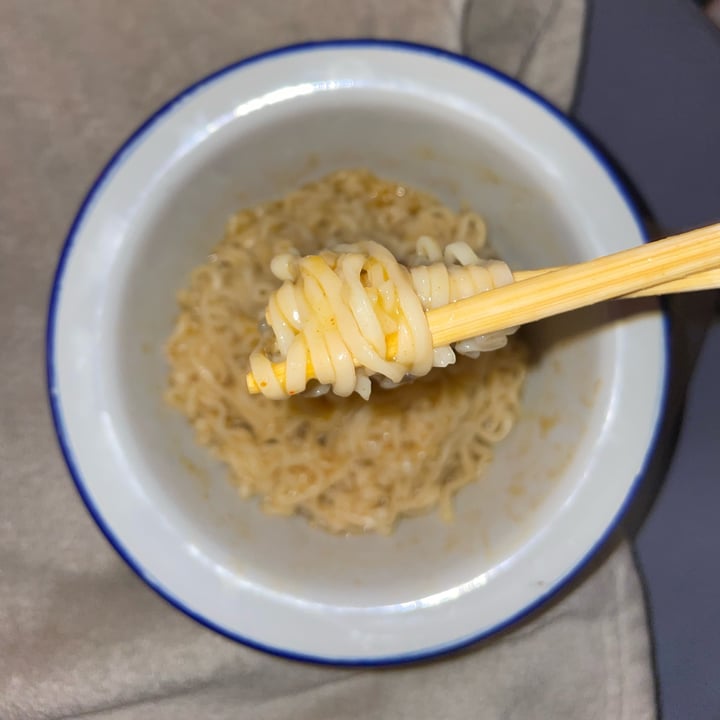 review photo of Mamee vegetarian Curry Noodles shared by @iraghad on 21 Nov 2022 - review