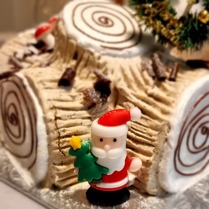 review photo of Greendot Vegan Cake shared by @michaelonimusha on 18 Dec 2021 - review