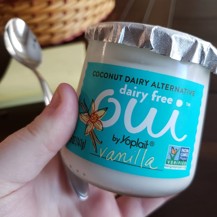 photo of Yoplait Dairy Free Vanilla shared by @saralookingglass on  10 Oct 2021 - review