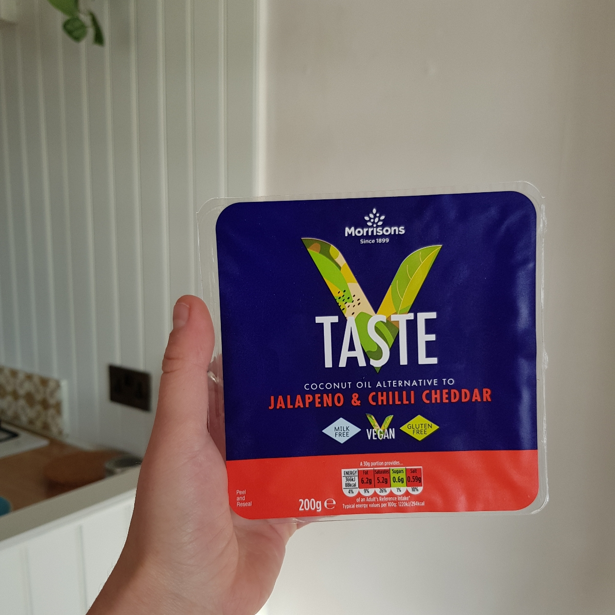 Morrisons V Taste Jalapeno & Chilli Cheddar Reviews abillion