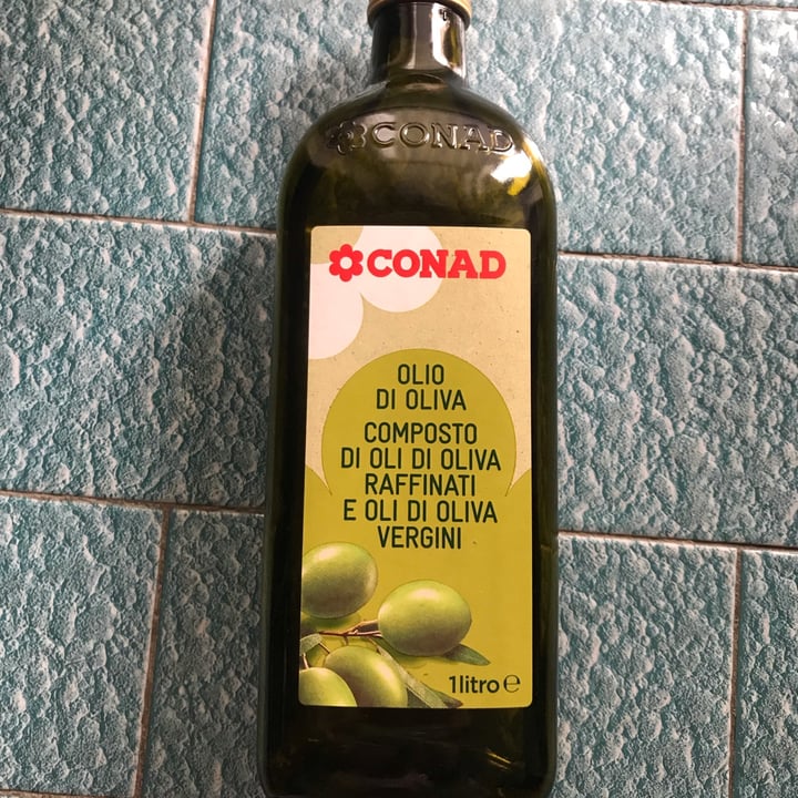 photo of Conad Olio extra vergine di oliva classico shared by @martinacane11 on  11 Nov 2021 - review