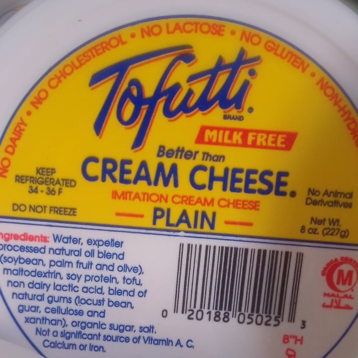 photo of Tofutti Cream cheese Nature shared by @minervamr on  01 Feb 2022 - review