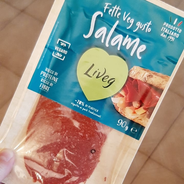 photo of Liveg Fette veg gusto salame shared by @giadabi on  13 Jun 2022 - review