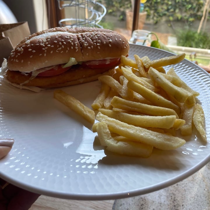review photo of Burger King Cavendish Plant based royale shared by @chantellekylie on 18 Sep 2021 - review
