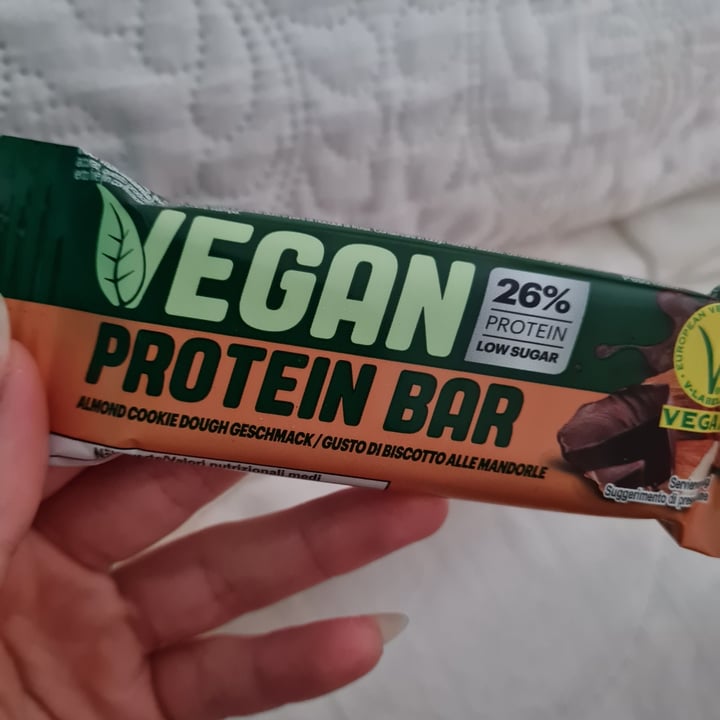 photo of Vega protein  bar Almond Cookie Dough Geschmack shared by @elire on  23 May 2022 - review