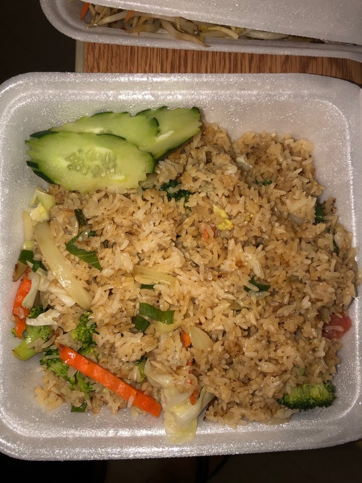 photo of Maile’s Thai Vegan Fried Rice shared by @poisonsuemac on  07 Mar 2020 - review