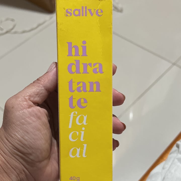 photo of Sallve Hidratante facial com beta-glucan e phytoscalano shared by @danicortez on  14 Sep 2022 - review