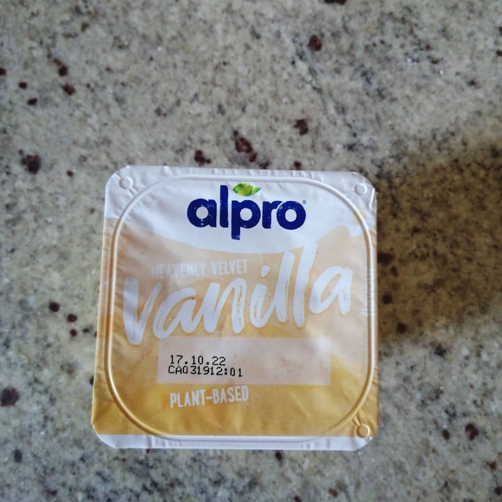photo of Alpro Alpro Budino Alla Vaniglia shared by @bebazuri on  12 Jun 2022 - review