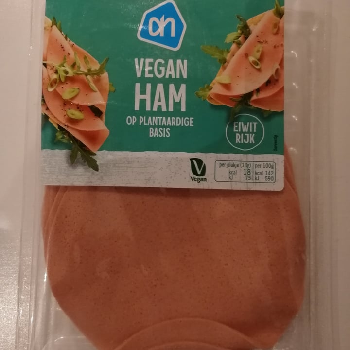 photo of Albert Heijn Vegan ham shared by @chiarazamb on  16 Mar 2022 - review