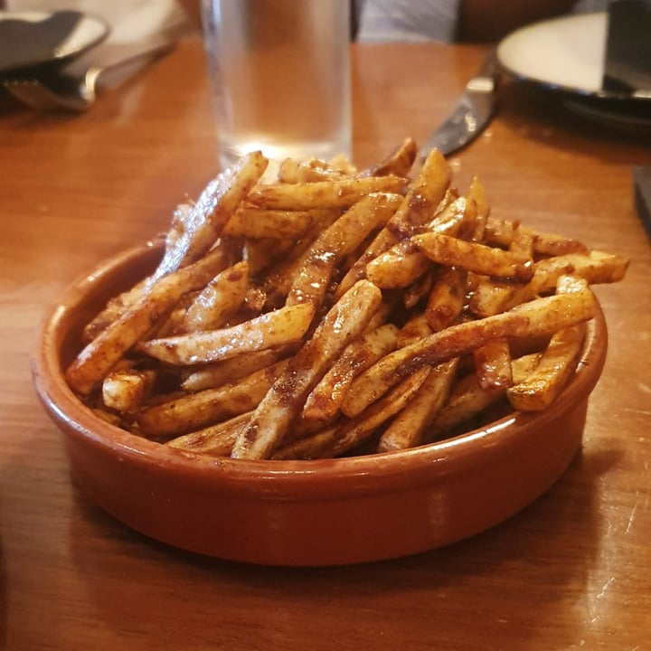 photo of The Guild Salt and Vinegar Fries shared by @simhazel on  22 Jan 2020 - review