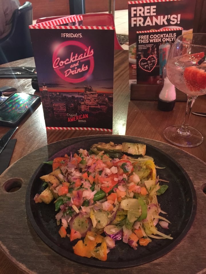 photo of TGI Fridays Vegan Fajitas shared by @rjadeg on  25 Feb 2020 - review