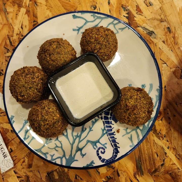 photo of Rokka Food 5 Falafels shared by @eatwithzara on  18 Dec 2022 - review