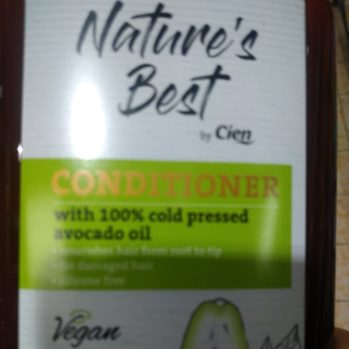 photo of Cien Nature's Best Conditioner with 100% cold pressed Avocado Oil shared by @walkabout-veg on  09 Oct 2020 - review