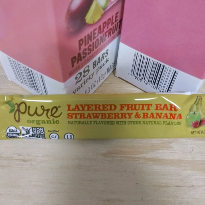 photo of Pure Organic Strawberry Banana layered fruit bars shared by @gemgirl on  01 Nov 2021 - review