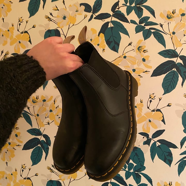 photo of Dr. Martens Vegan 2976 Chelsea Boots Black shared by @emmysea on  22 Jan 2021 - review