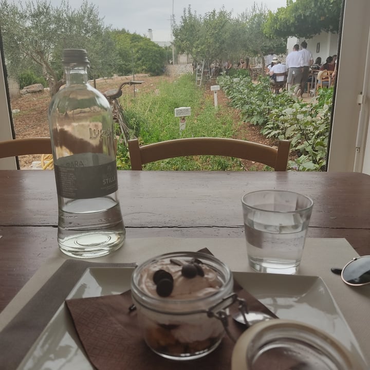 review photo of Trattoria Terra Madre Purè di cicoria e mousse con fragole e cioccolato shared by @rossellafranzoi on 08 Jan 2022 - review
