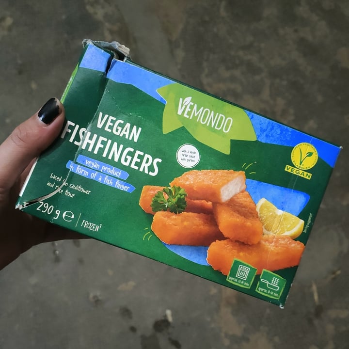 photo of Vemondo Vegan fishfingers shared by @sa-almasveganas on  30 Sep 2021 - review