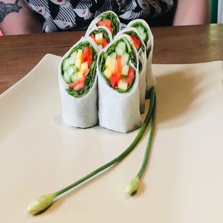 photo of Hum Vegetarian, Café & Restaurant Summer rolls shared by @fi-iv on  27 Jun 2019 - review