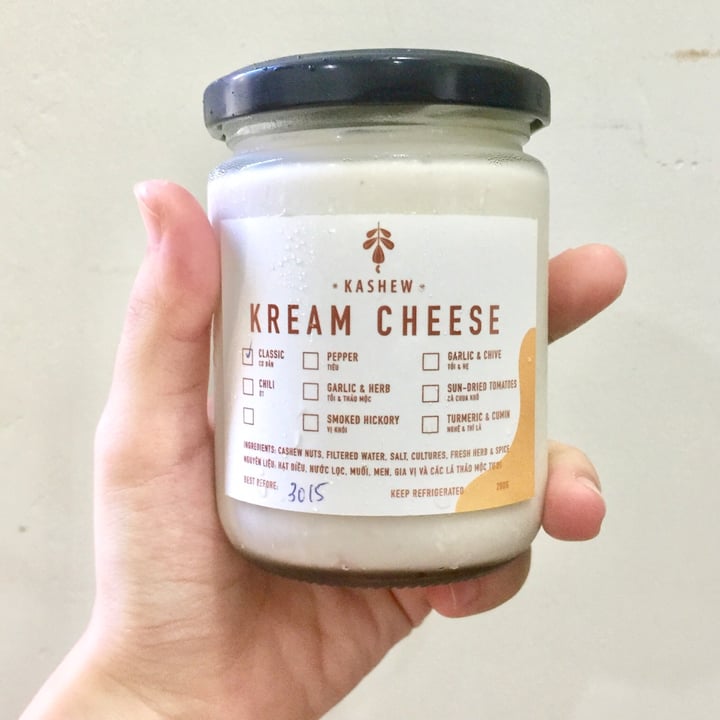 photo of Kashew Cheese Deli Plain cream 'cheese' shared by @gac-veganfoodreview on  23 May 2021 - review