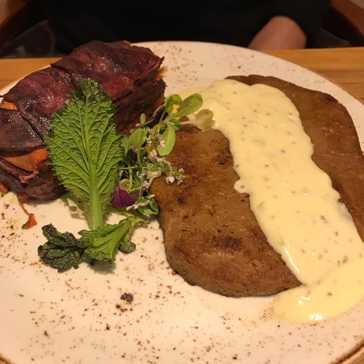photo of Ao 26 - Vegan food project Seitan steak with mustard sauce shared by @giorgiaf on  27 Dec 2021 - review