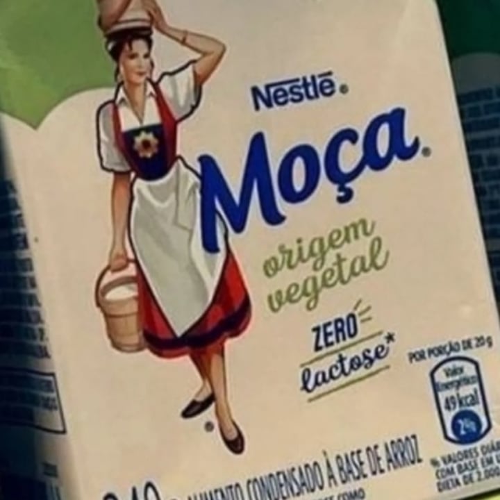 photo of Nestlé leite moça de origem vegetal shared by @xandra on  08 May 2022 - review