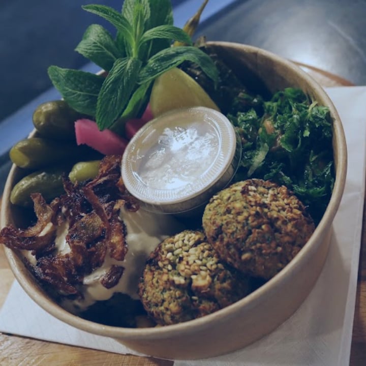 photo of Vegan Lebanese Street Food Falafel Fries Snackpack shared by @ashieeee on  19 Jan 2022 - review