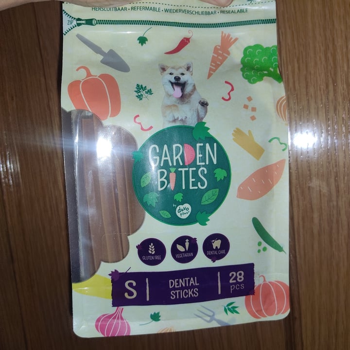 review photo of Garden Bites Snacks Dental shared by @fredoomfortheanimals on 24 Aug 2022 - review