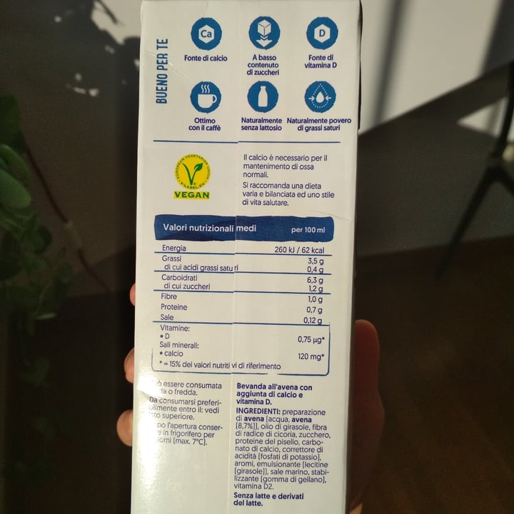 photo of Alpro Shhh...Questo Non è Latte (CLASSICO) shared by @chiaramarena on  09 Oct 2022 - review