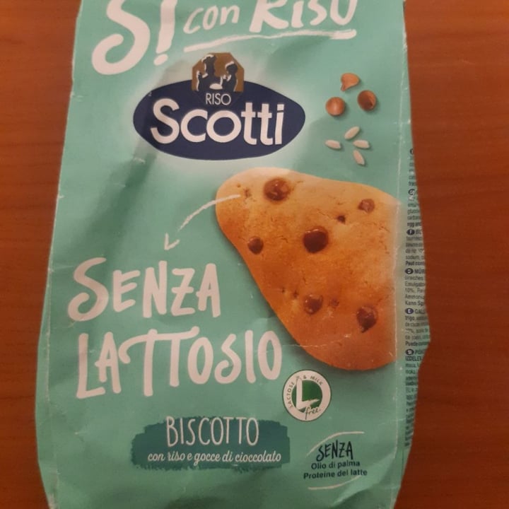 photo of Riso Scotti Biscotto con riso e gocce di cioccolato shared by @benny96 on  20 Apr 2022 - review