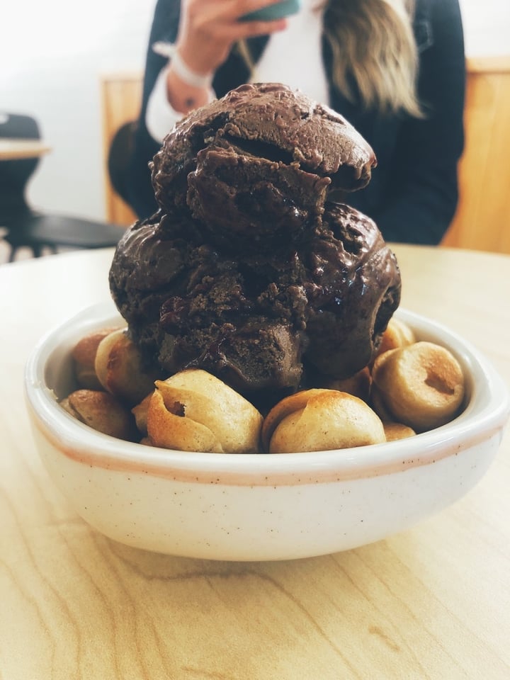 review photo of Sharbets Vegan Waffle shared by @estefaniaossa on 20 Jan 2020 - review