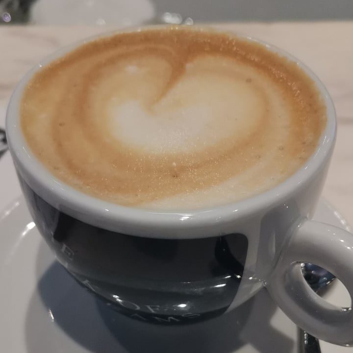 photo of illy Caffè Cappuccino Di Soia shared by @elevegansoul on  09 Jul 2022 - review