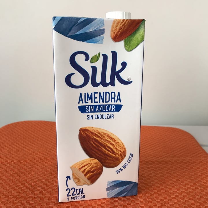 photo of Silk Leche De Almendra Sin Azúcar Sin Endulzar shared by @marianaissa1 on  05 Jul 2020 - review