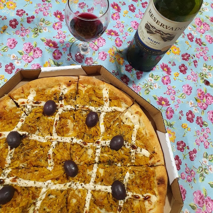 review photo of La Belle pizzas Pizza de Frango Vegetal com Catupiry Vegetal shared by @carlaestrela on 05 Feb 2022 - review