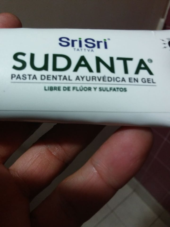 photo of SriSri Tattva Pasta Dental Ayurvédica Sudanta en Gel shared by @patedelentejas on  29 Dec 2019 - review