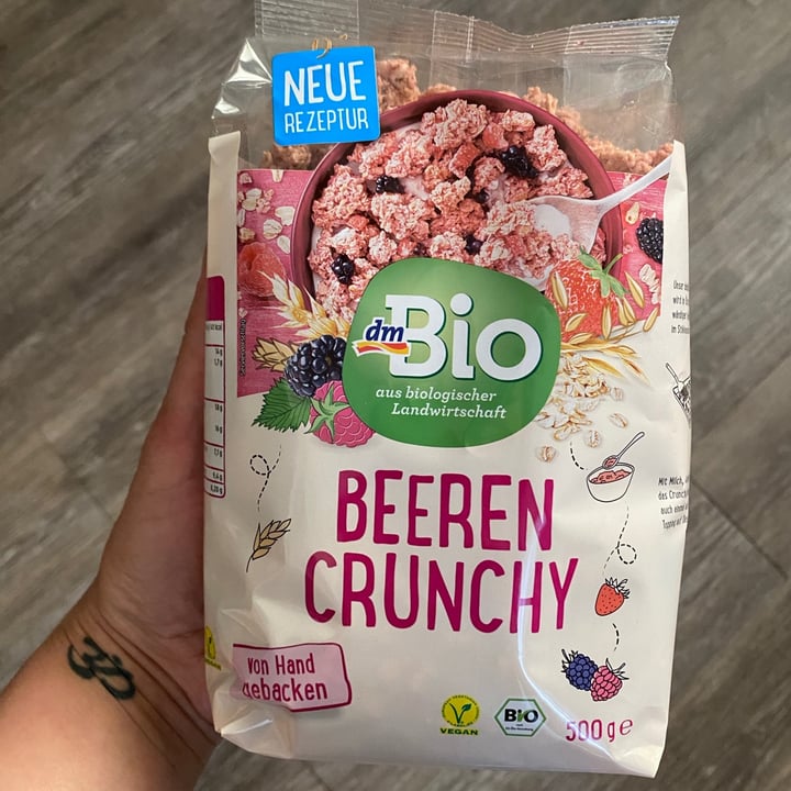 photo of dmBio Beeren Crunchy shared by @floryhollyvegan on  23 May 2021 - review