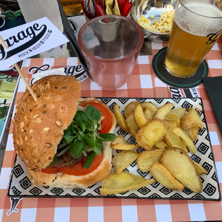 photo of Garage Pub Burger Queen shared by @silviamaie on  02 Jul 2022 - review