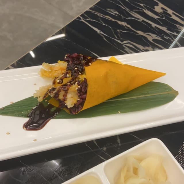 「Temaki eclipse 208」の料理の写真