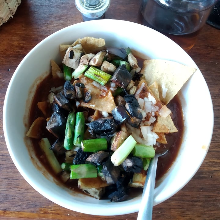 photo of Chilpa Chilaquiles veggie shared by @maravwn on  18 Mar 2022 - review