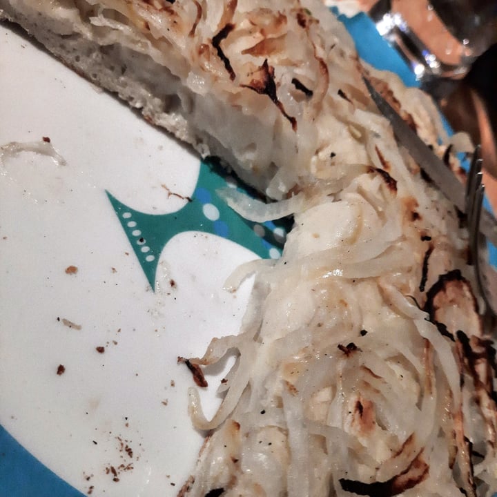 review photo of Pizzería Güerrin Pizza Fugazzeta Vegana shared by @vegaly on 13 Jul 2021 - review