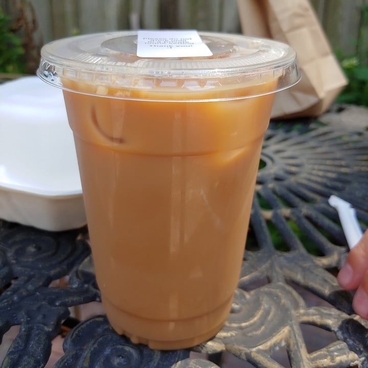 review photo of Agora Downtown Coffee Shop Naughty Chai With Almond Milk shared by @vecanter on 07 Aug 2020 - review