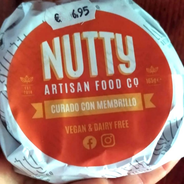 photo of Nutty Artisan Foods Curado Con Membrillo shared by @lalocadelosgatos8 on  22 Jun 2022 - review