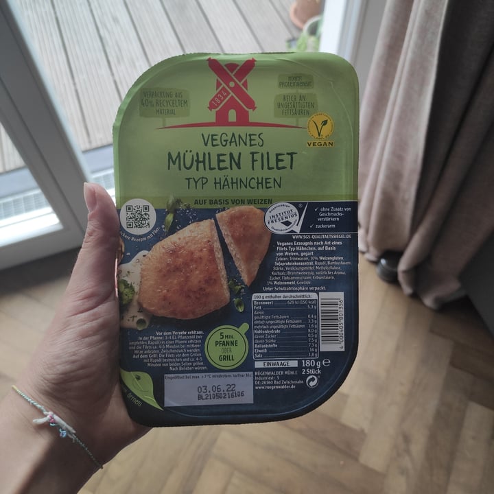 review photo of Rügenwalder Mühle Veganes Mühlenfilet Typ Hähnchen shared by @sofsmustdie on 17 Sep 2022 - review