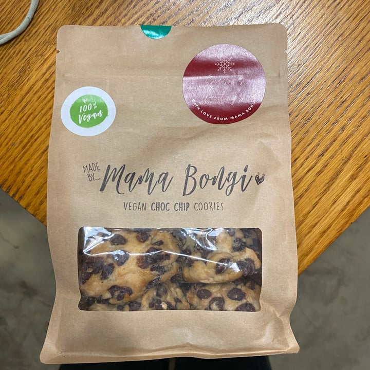 photo of Mama Bongi Vegan choc chip cookies shared by @kateemma5 on  27 Dec 2021 - review