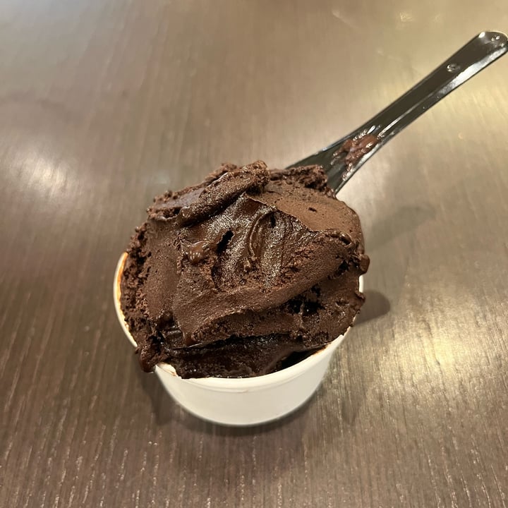 photo of Ci Gusta! Gelato Gusto Cioccolato Fondente shared by @samanthag on  08 Apr 2022 - review