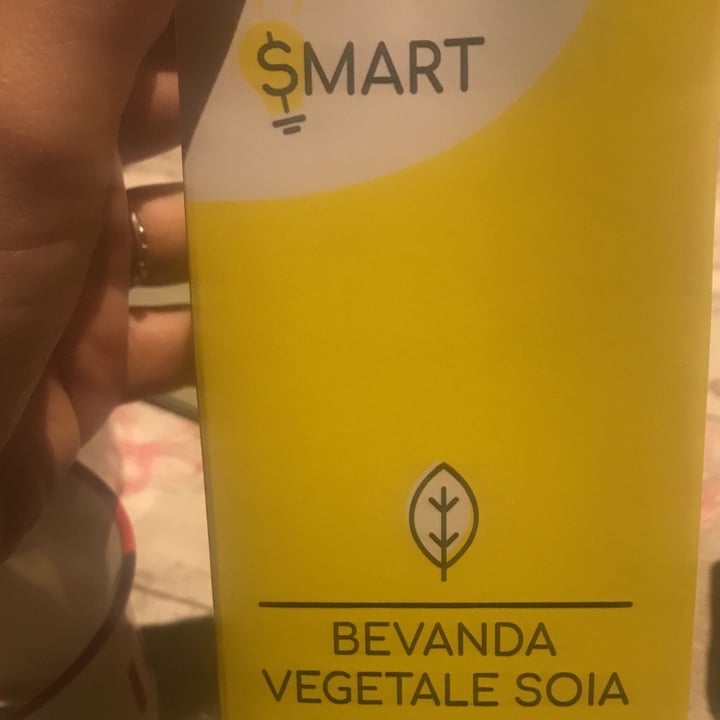 photo of Esselunga - Smart Bevanda vegetale soia shared by @lacry on  06 Apr 2022 - review