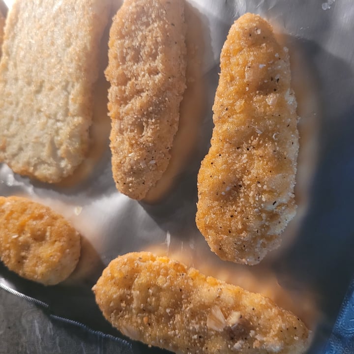 photo of Gardein Seven Grain Crispy Tenders shared by @spade-explores on  18 Apr 2022 - review