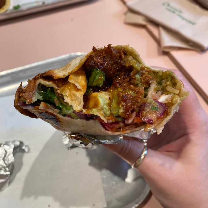 review photo of Club Mexicana BBQ Short ‘Rib’ Burrito shared by @constancevenn on 30 Sep 2021 - review