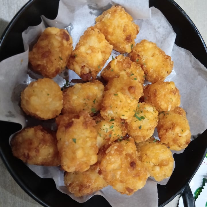 photo of Flavours by Saute Hashbrown Balls shared by @veganspicegirl on  15 Jul 2022 - review