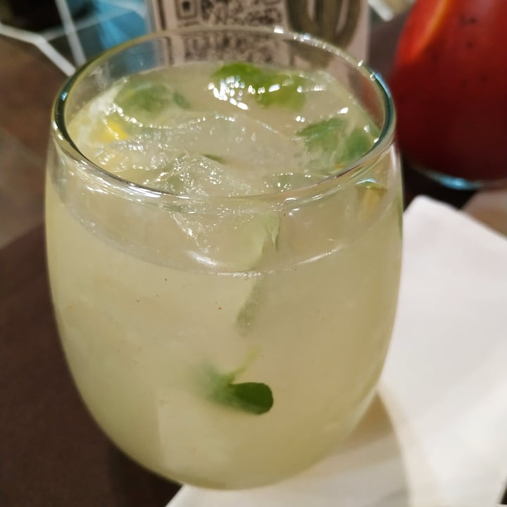 photo of El patio vegan Limonada con Pomelo & Menta shared by @beiaene on  11 Sep 2022 - review